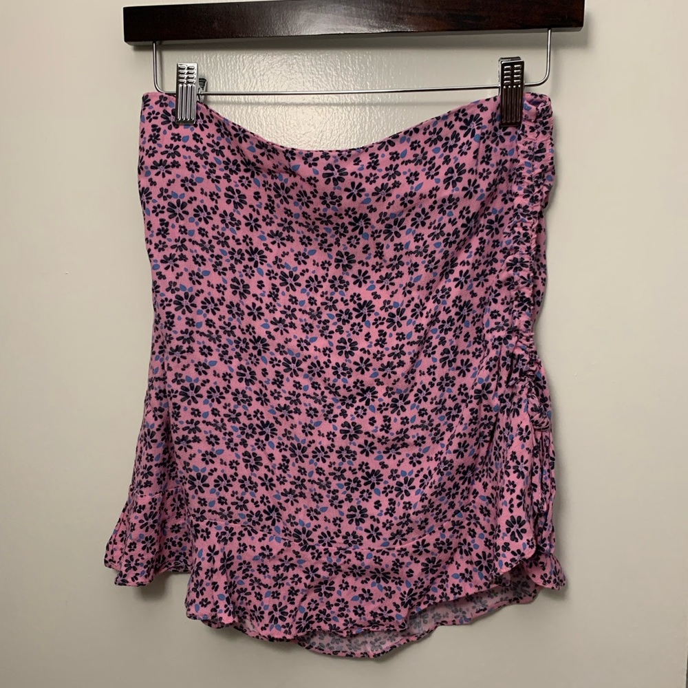 Pink skirt